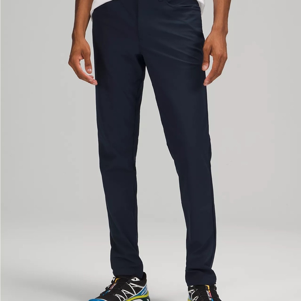 Lululemon Navy ABC 32” Slim-Fit Pant